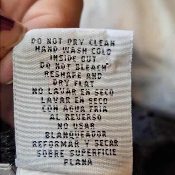 Capacity Women Large Black Knit Embroidered Floral Ribbon 90s Vintage Sweater - Picture 5 of 8